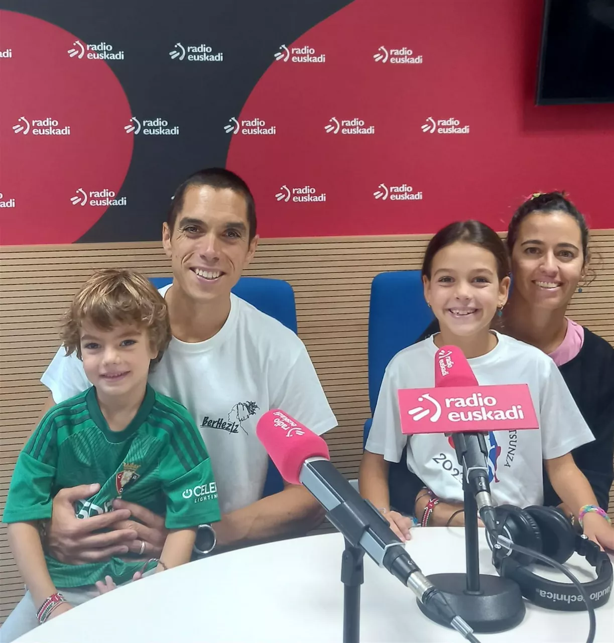 Sesiones de spinning y carreras para recaudar fondos destinados a la ONG ''Children of África''