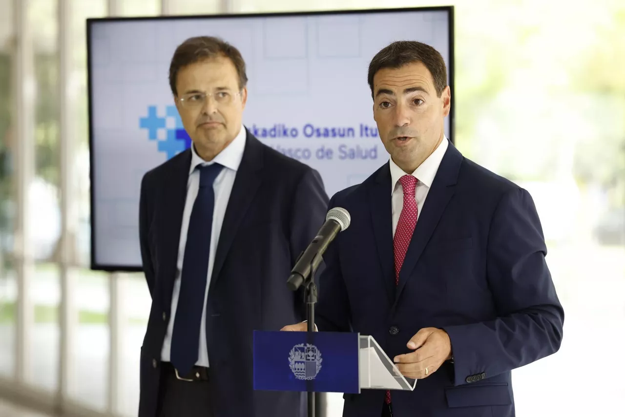 imanol pradales mesa de salud pacto ituna osasuna efe