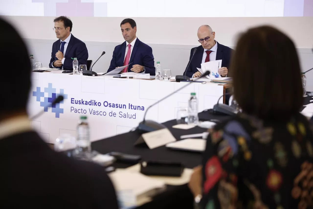 mesa pacto de salud osasun ituna efe