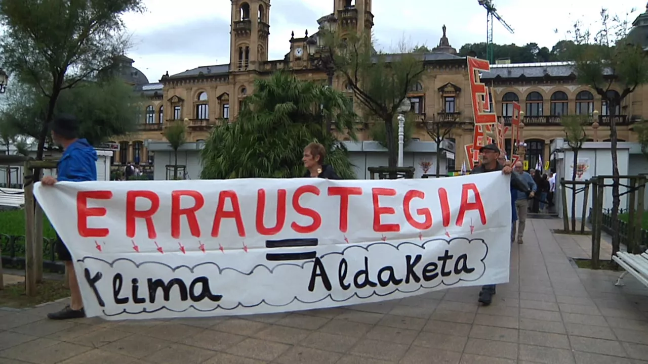 20240908133813_erraustegiaren-aurkako-protesta_