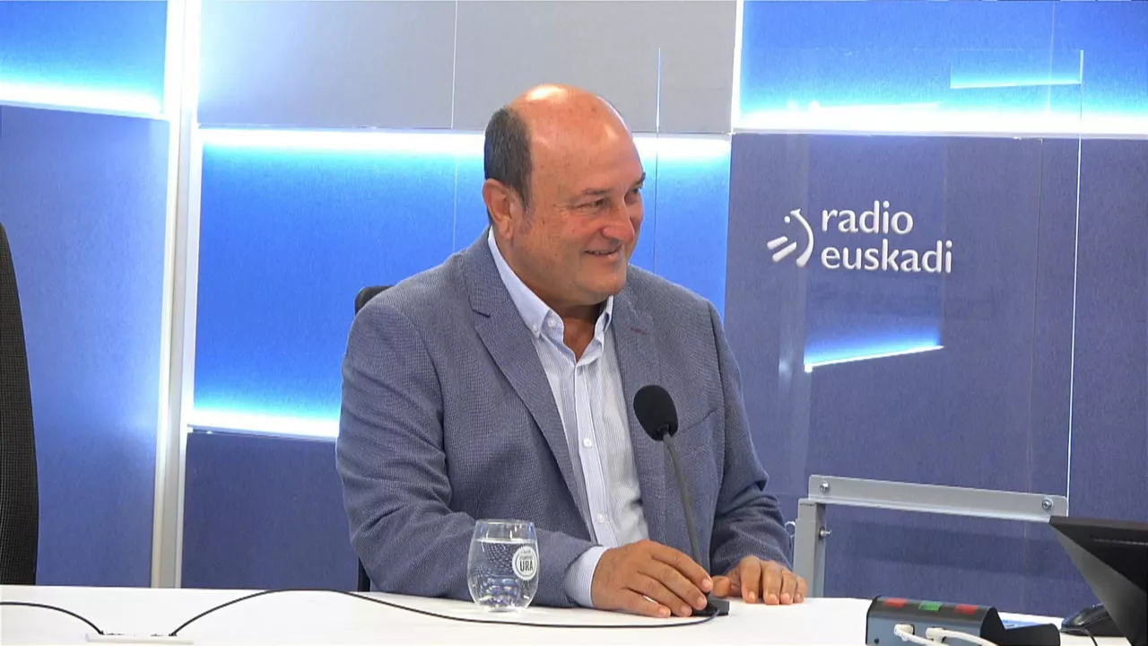 Entrevista a Andoni Ortuzar (PNV) en Radio Euskadi