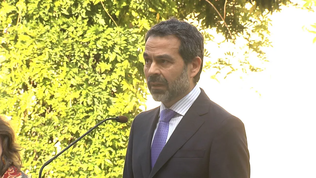 20240923125033_garcia-buendia_