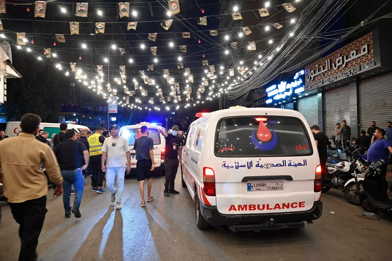 ambulancias-beirut-ataque-israeli-efe