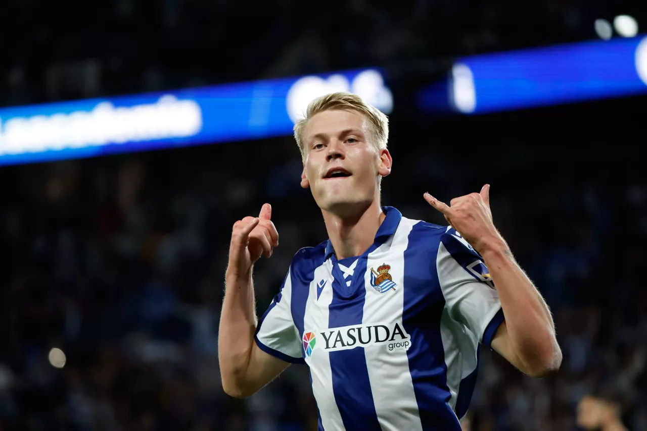 Oskarssonek bi gol sartu ditu. Argazkia: EFE