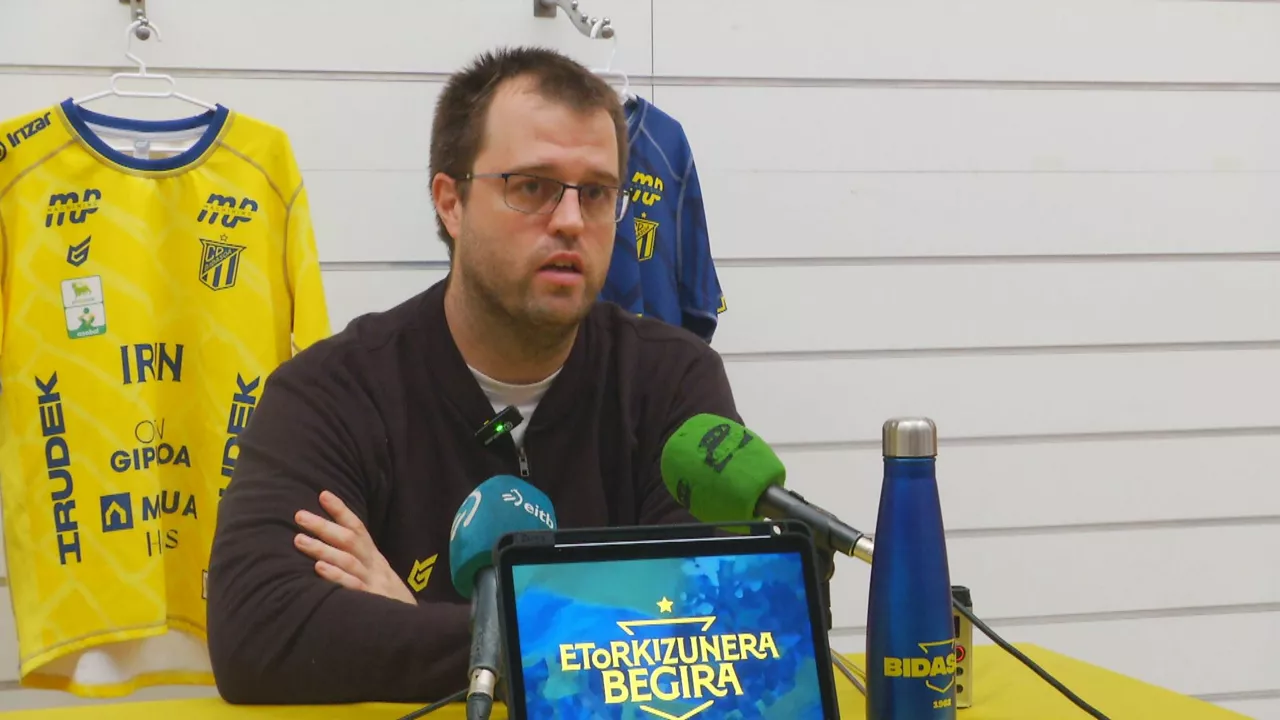 Álex Mozas, entrenador de Bidasoa Irun