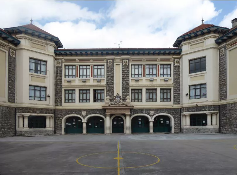 Escuela de Tomás Camacho