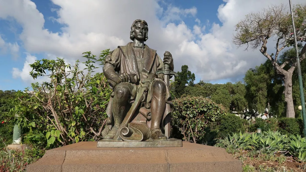 Cristobal Colonen estatua