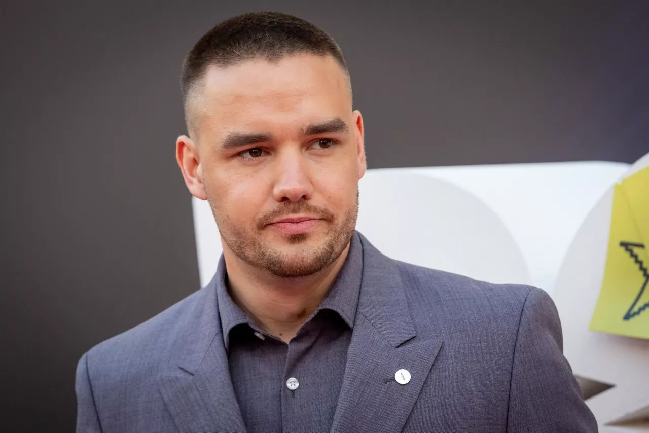 Liam-Payne-One-Direction-efe