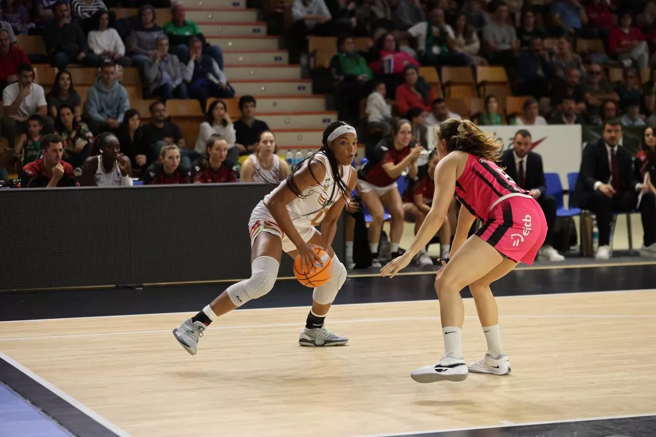 Lointek Gernika eta Kutxabank Araskien arteko lehiako irudia. Argazkia: Lointek Gernika