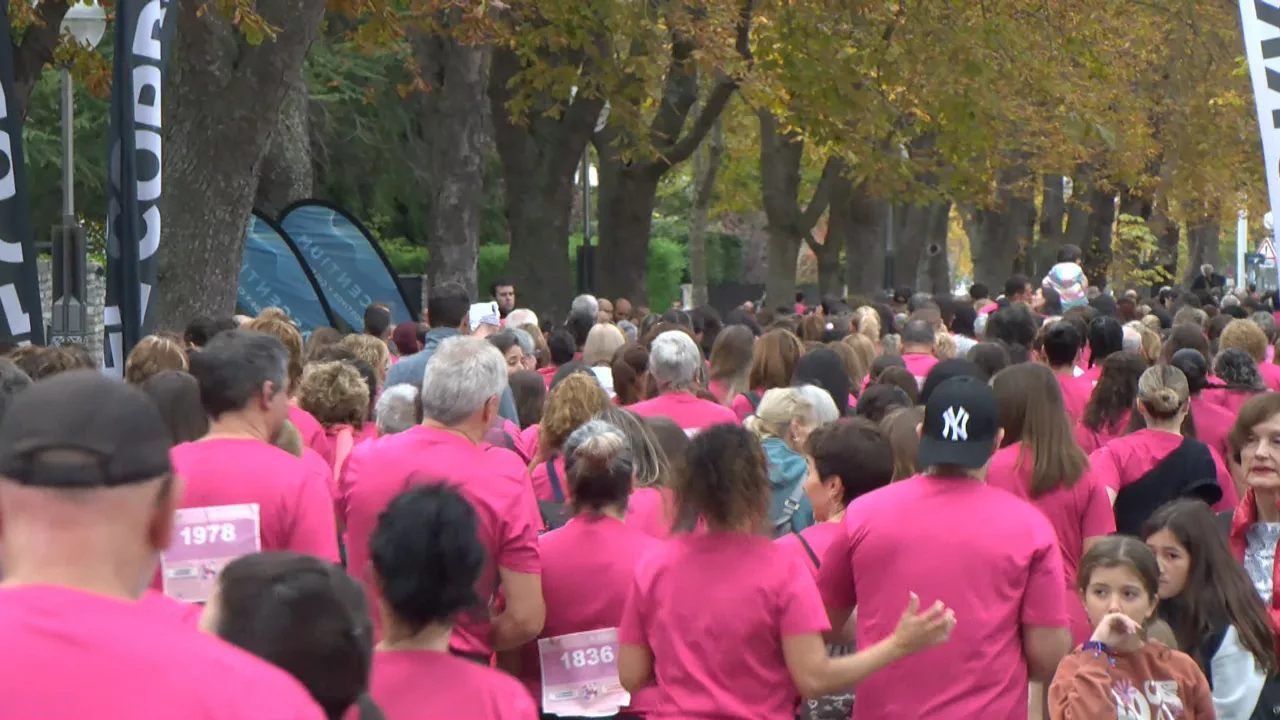 20241020140810_bularreko-minbiziaren-aurkako-martxa-gasteiz_