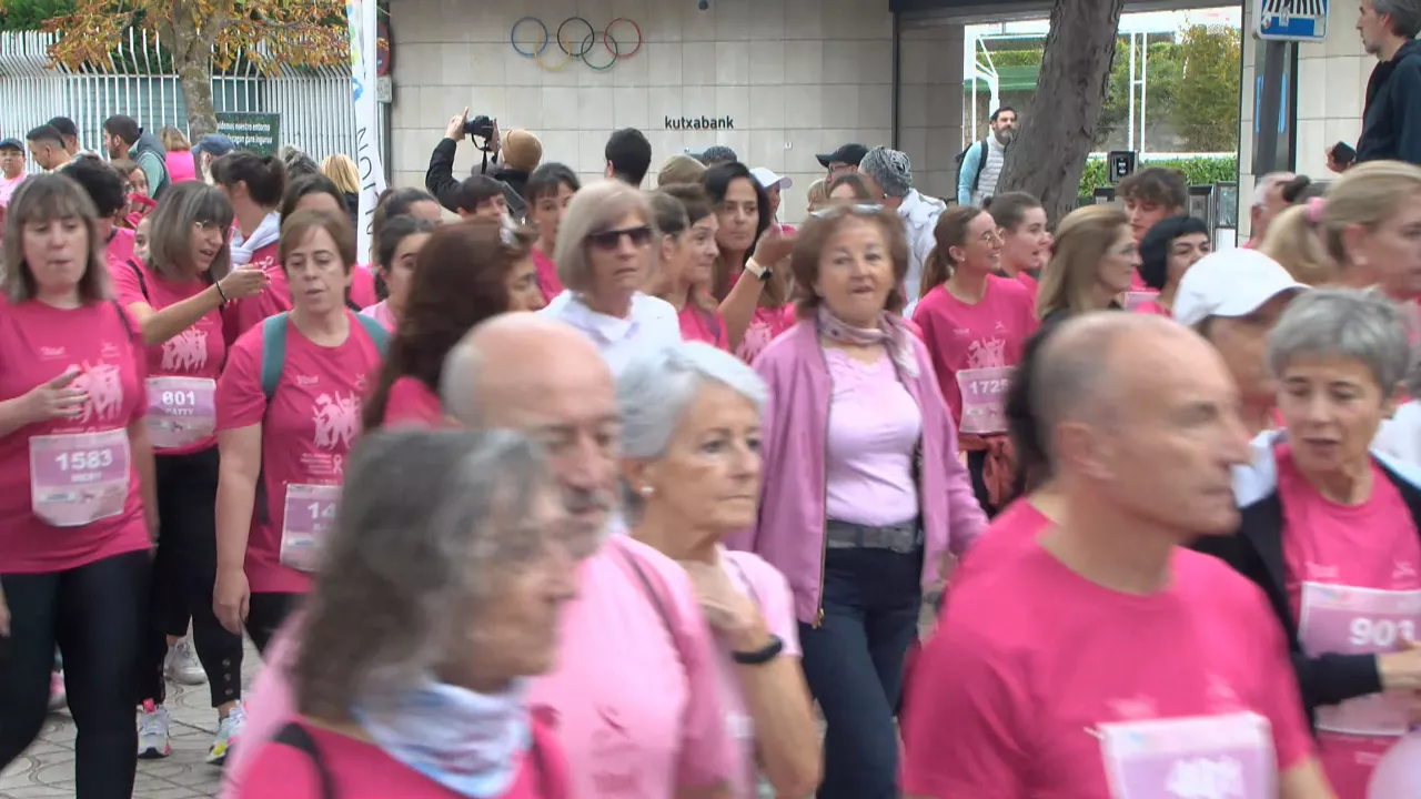 20241020142142_marcha-cancer-mama-vitoria_