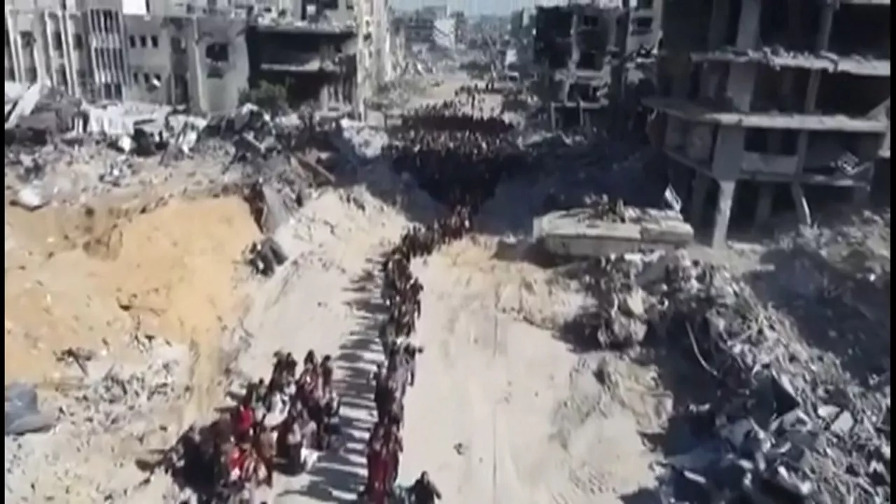20241022203501_norte-de-gaza-regugiados-huida_