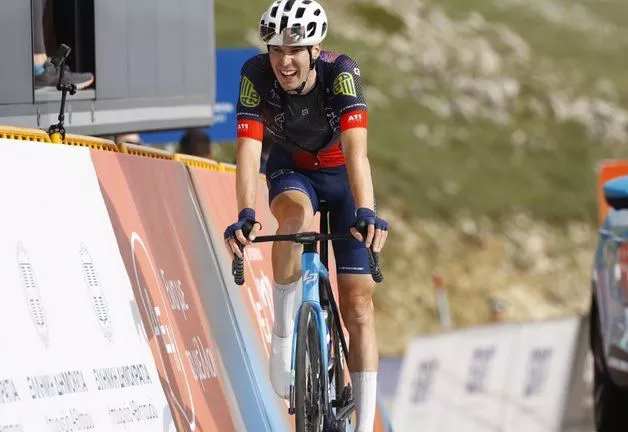 Márton Dina es un ciclista con buenas condiciones para la montaña. Foto: Euskaltel-Euskadi.
