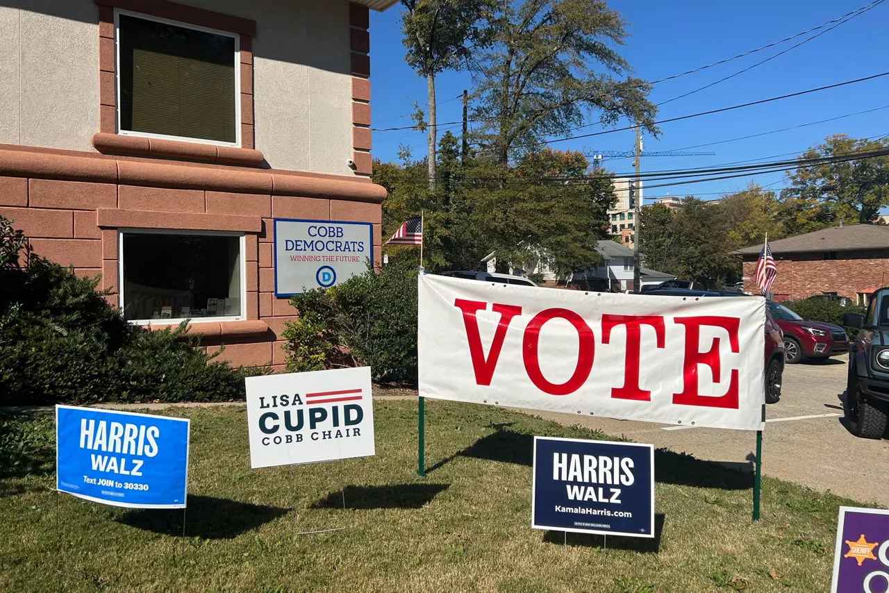 Harris-democratas-EEUU-efe