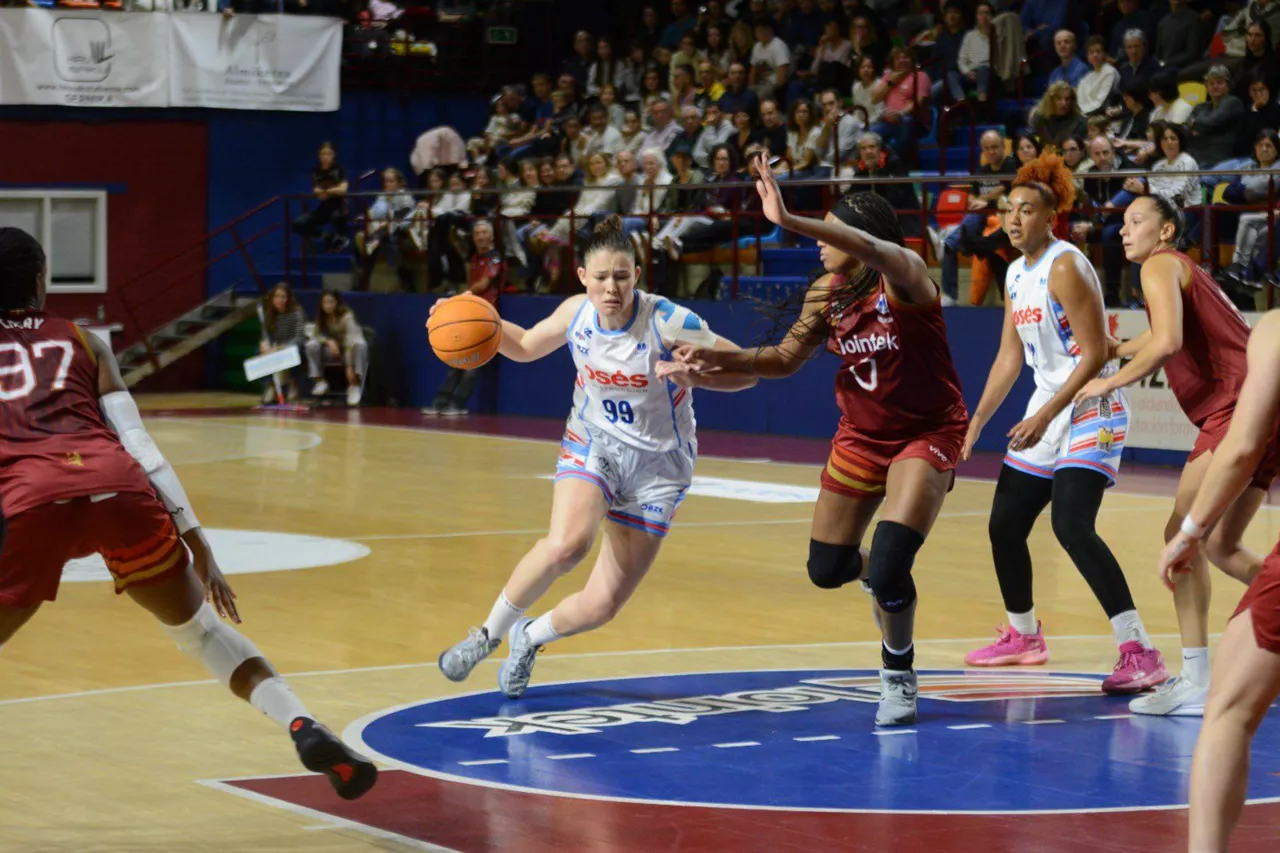 Lointek Gernika Bizkaia contra el ardoi argazkia FNBardoi