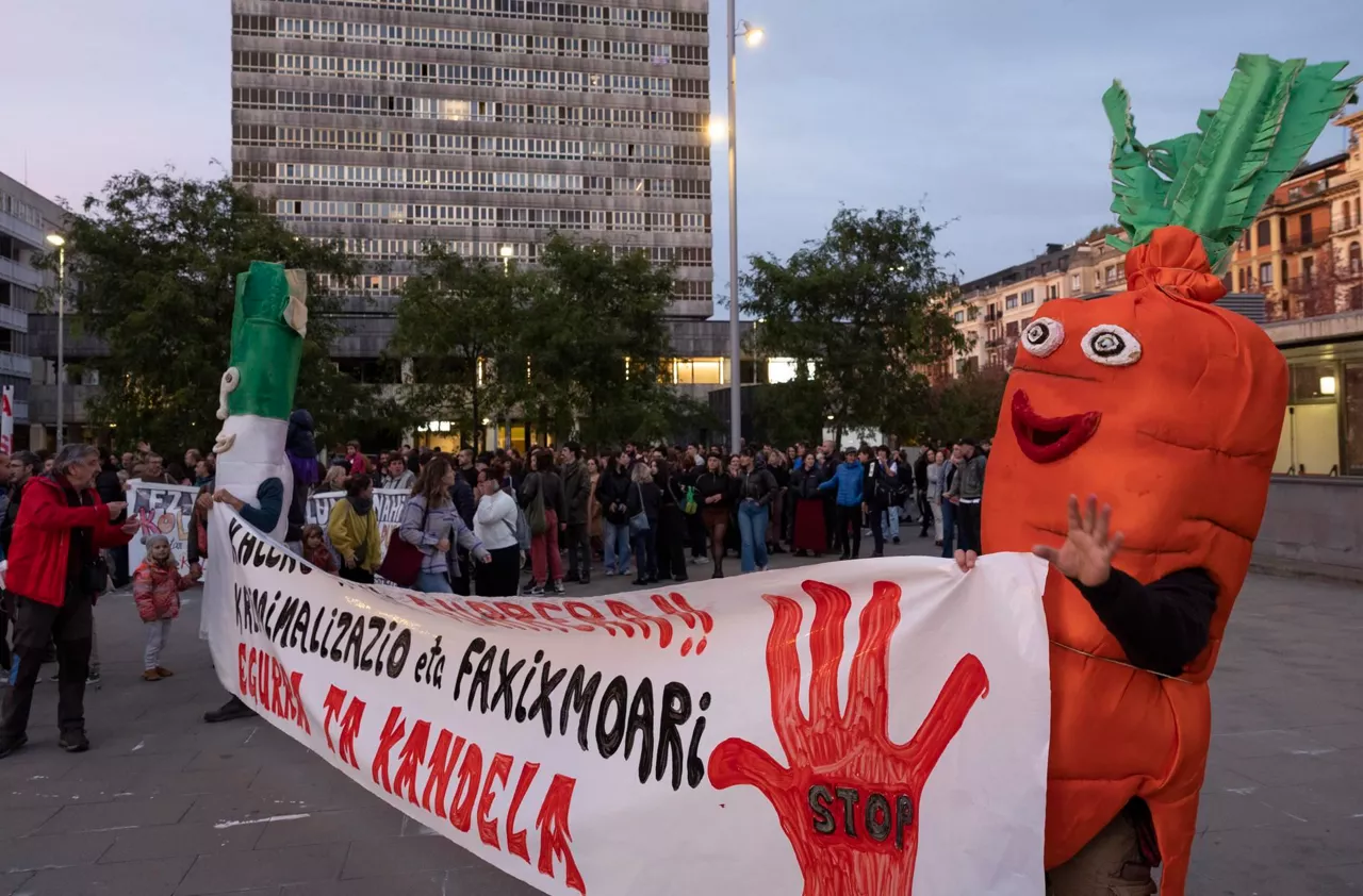 KAS manifestazioa donostia arrazismoa EFE 2