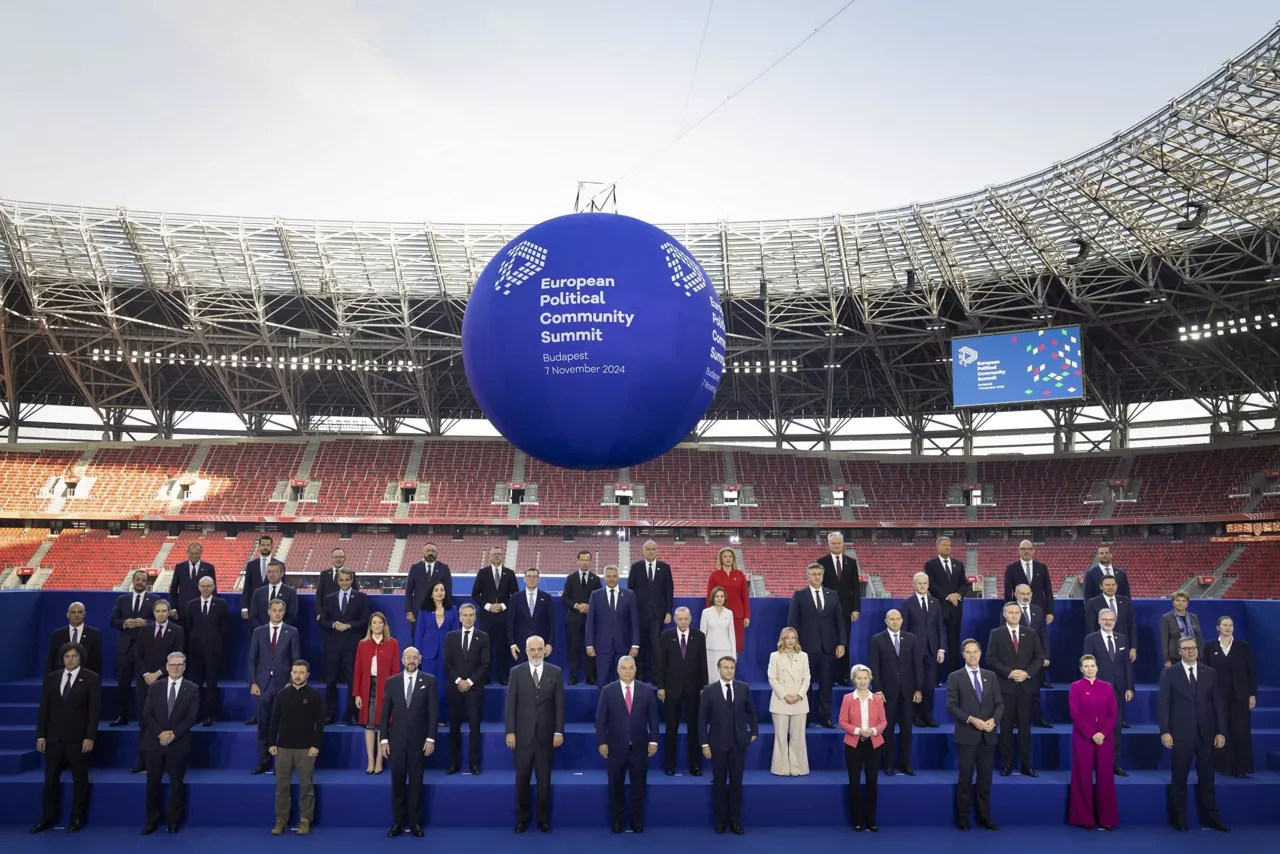  Cumbre de la Comunidad Política Europea (CPE) en el Puskas Arena de Budapest 