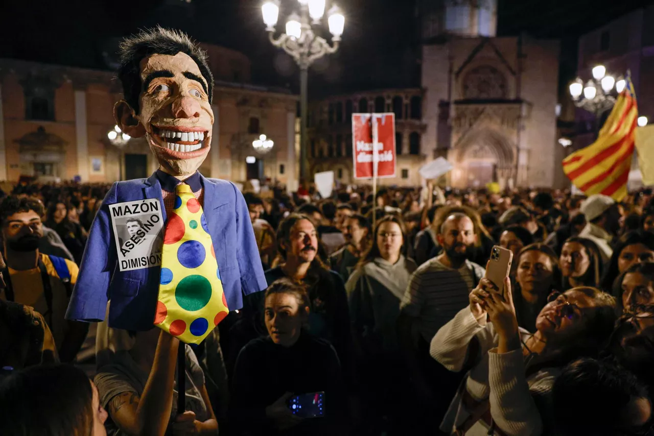 mazon dimisió manifestazioa valentzia EFE2