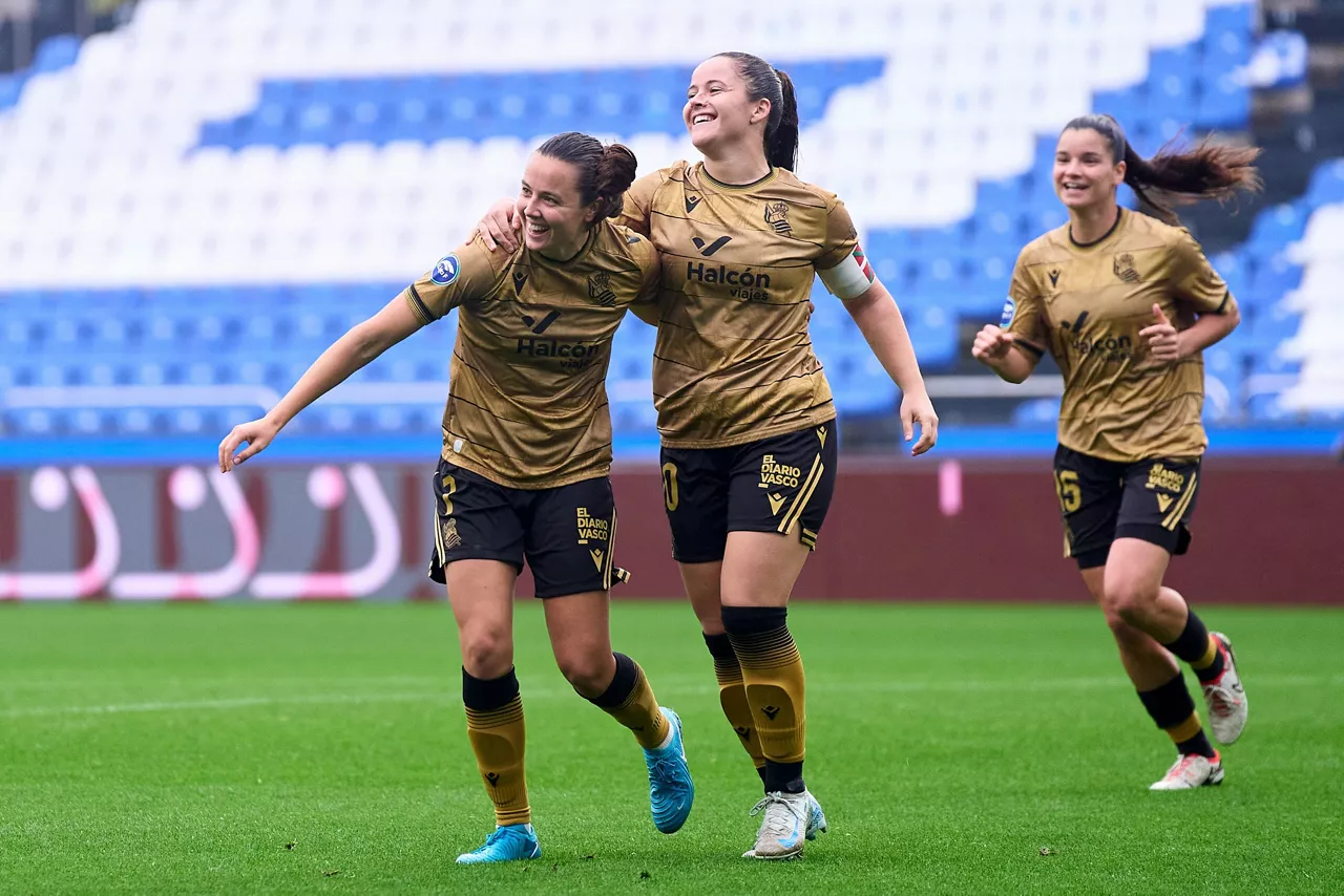 Deportivo - Reala Amaiur Sarriegi eta Nerea Eizagirre gola ospatzen F Liga