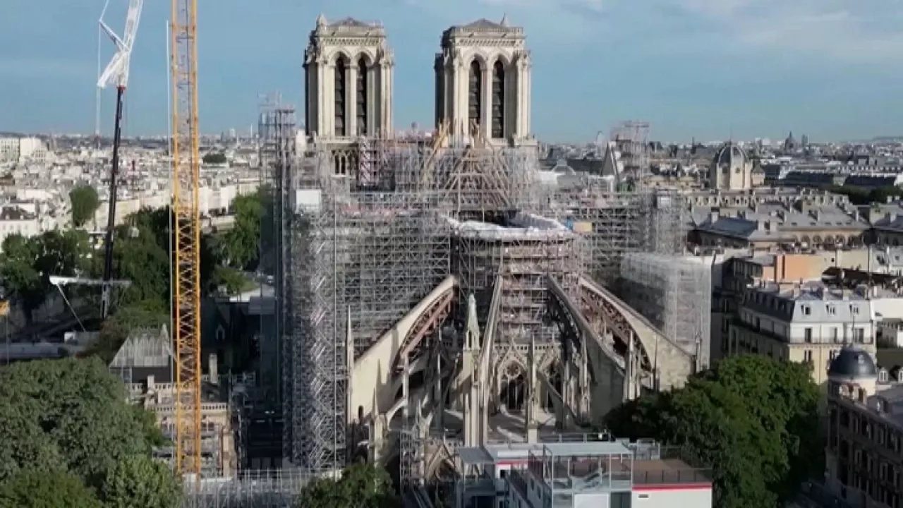 20241113174413_notre-dame-airetik_