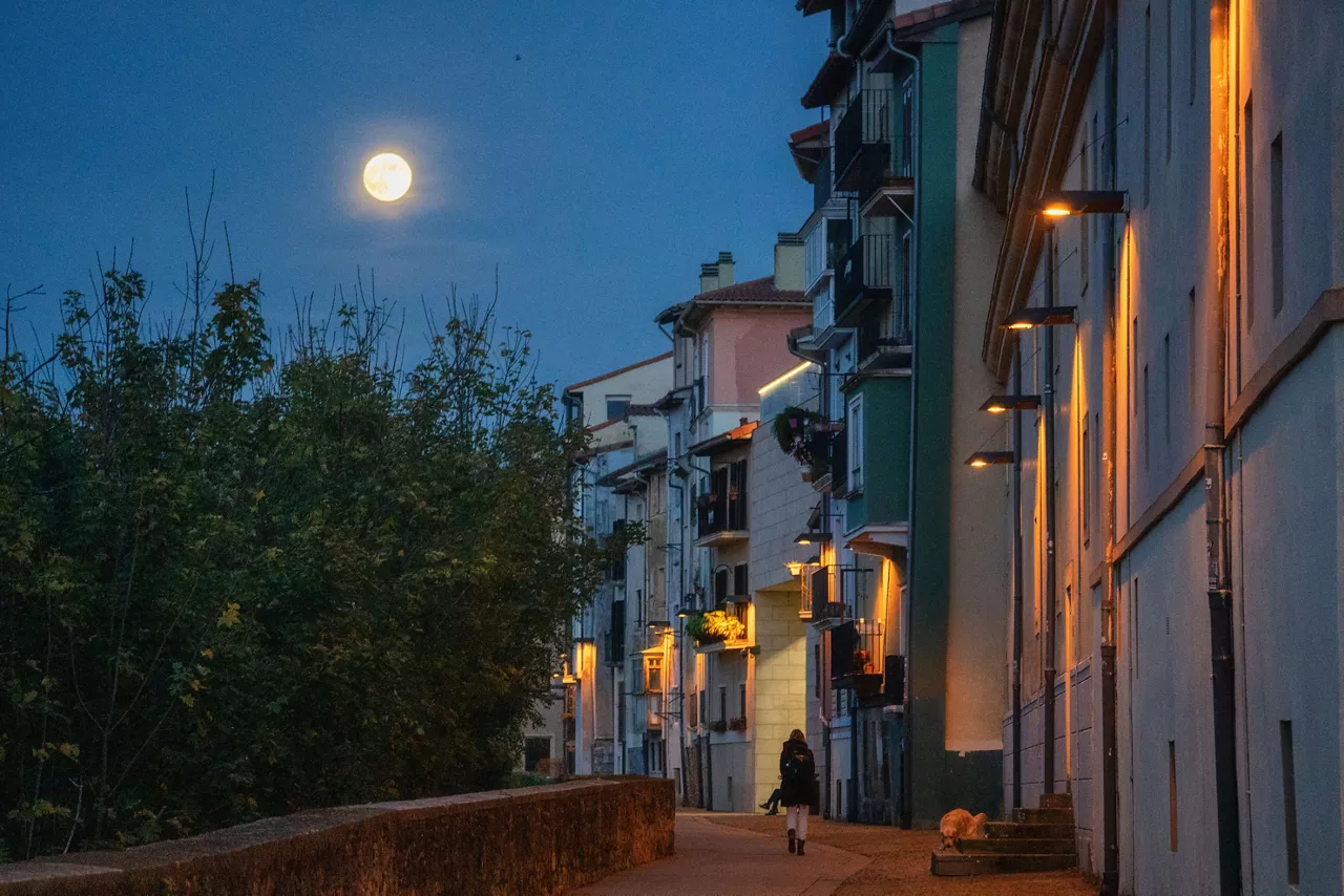LUNA DEL CASTOR SUPERILARGIA IRUÑA IÑAKI SOLA 2