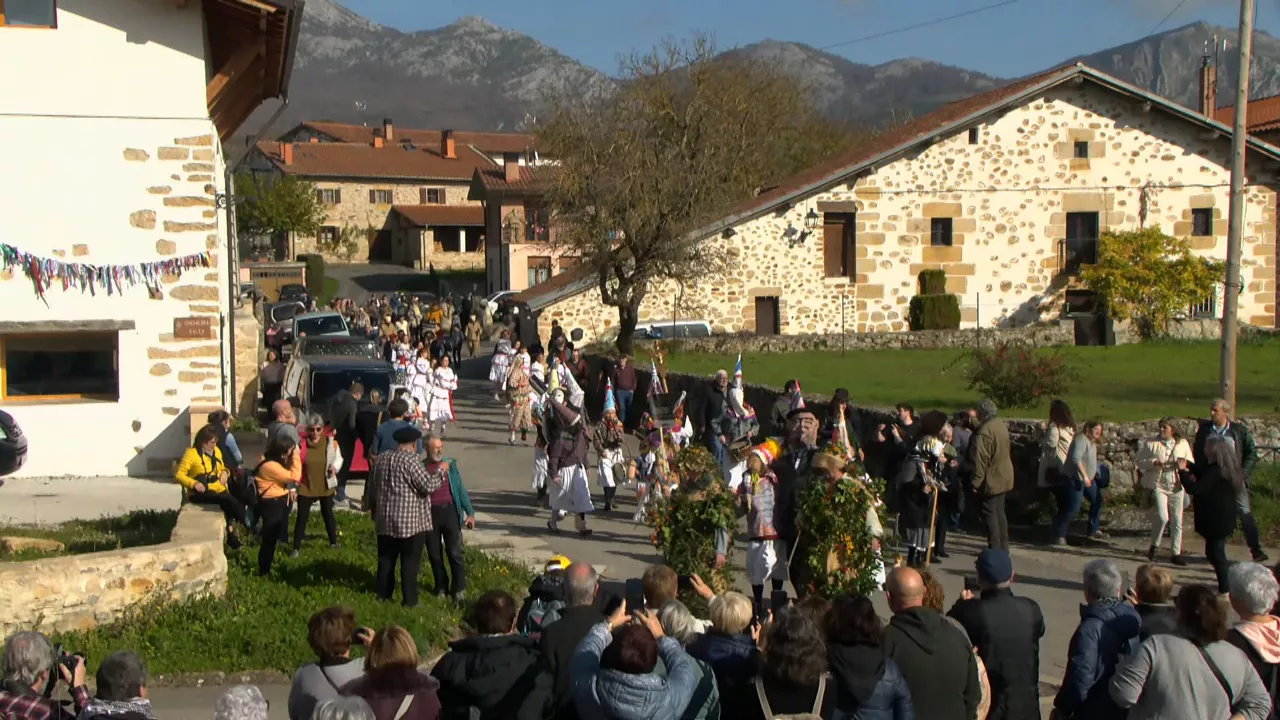 20241116183648_maskaraba-zalduondo_