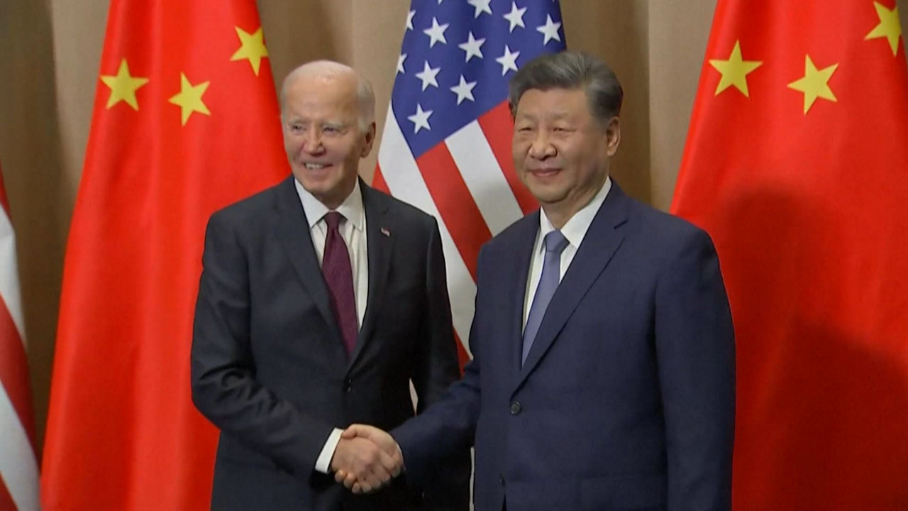 20241117082034_biden-xi-batzarra-peru-apec_