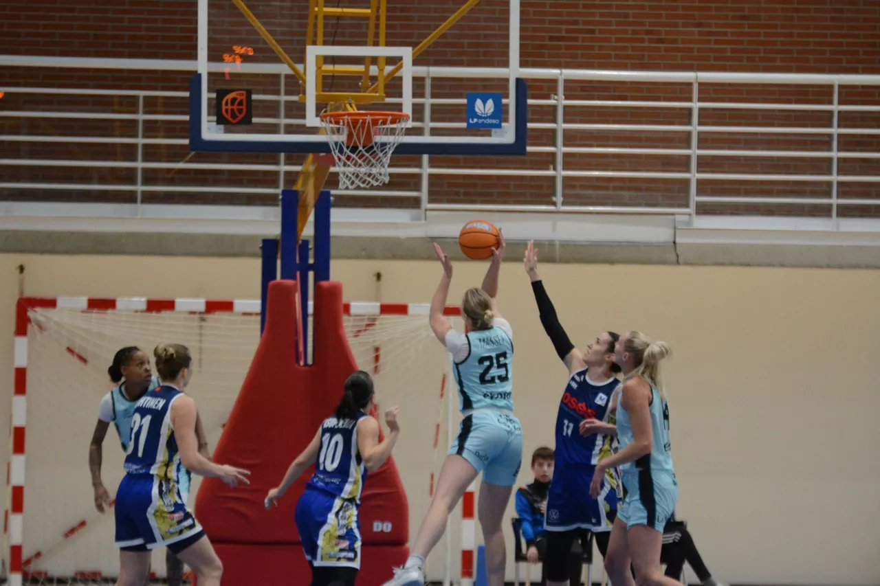 Osés Construcción Ardoi vs. IDK Euskotren