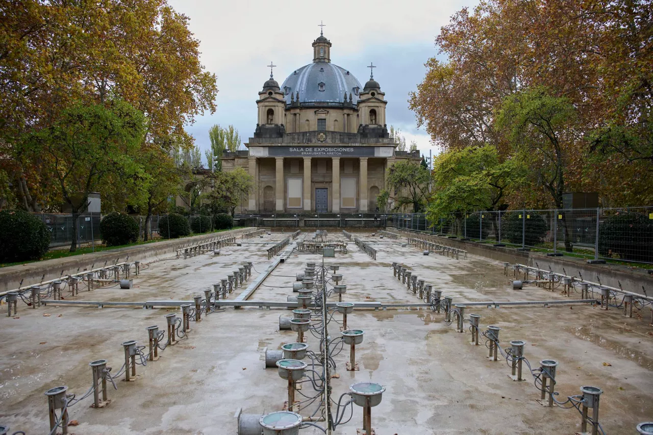 Monumento-a-los-Caidos-Pamplona-efe