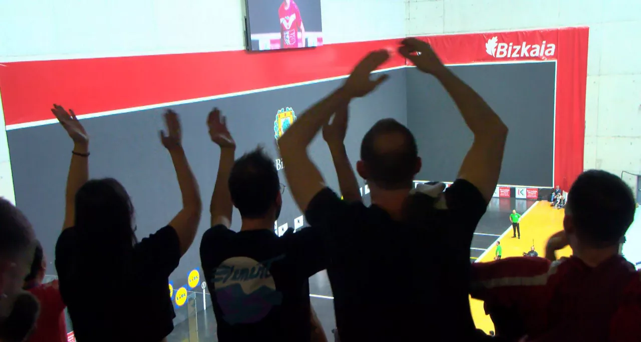BIZKAIA_FRONTOIA_LAU_TERDIKOA_FINALA_GIROA_EITB_MEDIA