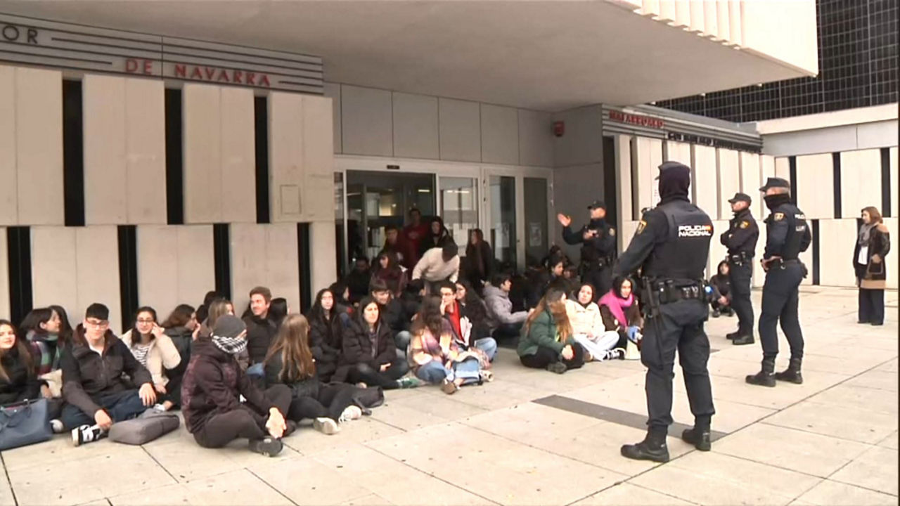 20241126101046_protestak-kontserbatorio-nafarroa_