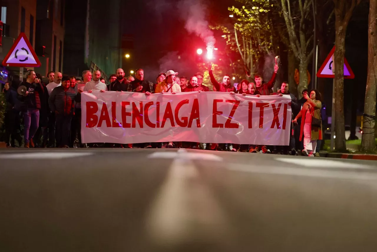 zumaia-manifestacion-astilleros-balenciaga-efe