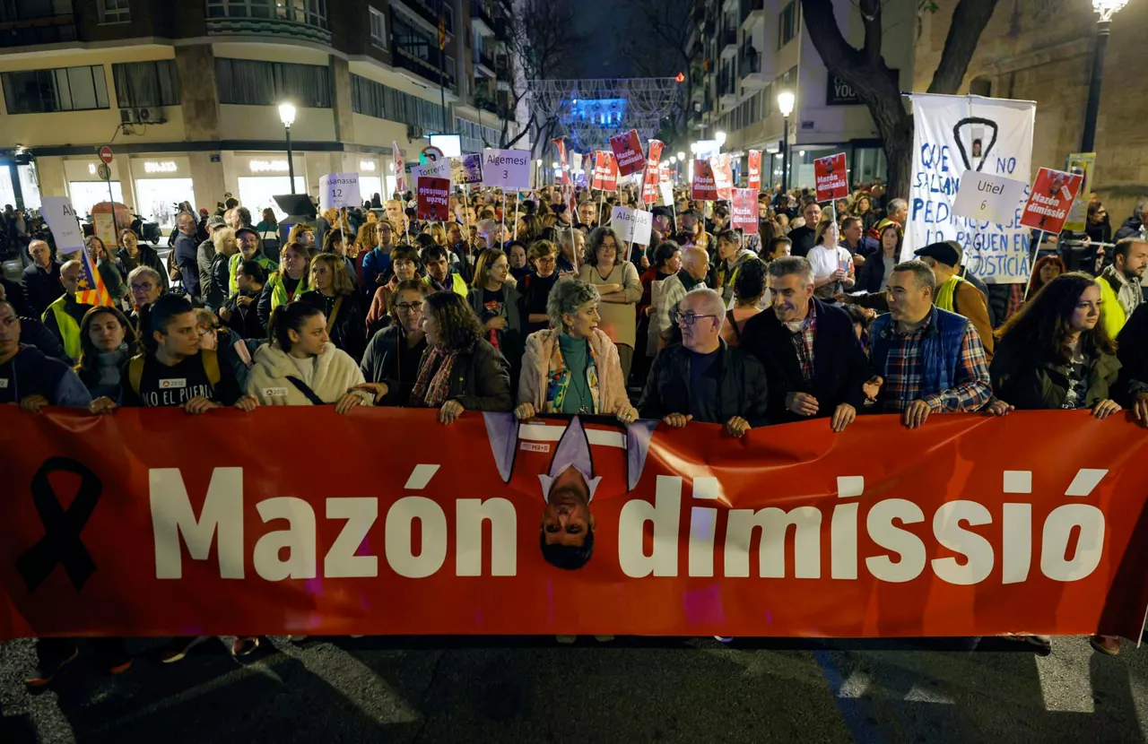 mazon-dimision-manifestacion-valencia-efe
