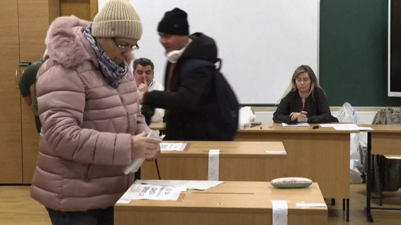 20241201092324_elecciones-rumania_