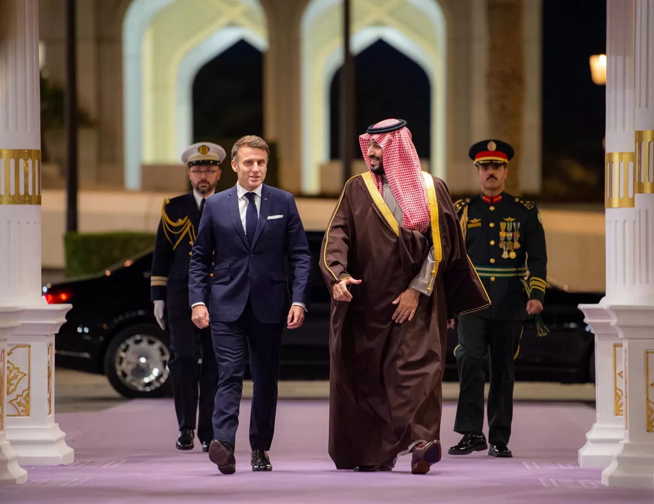 Macron-bin-salman-arabia-saudi-efe