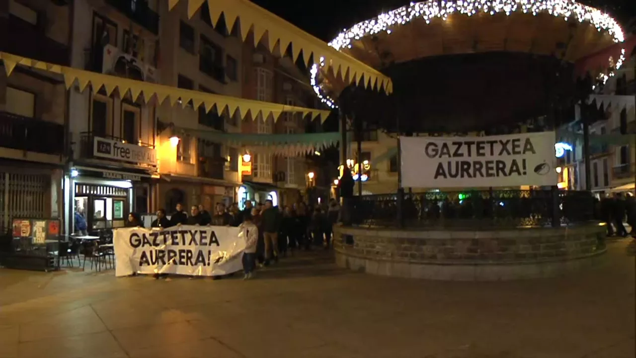 20241204223610_gaztetxe-zarautz-movilizacion_