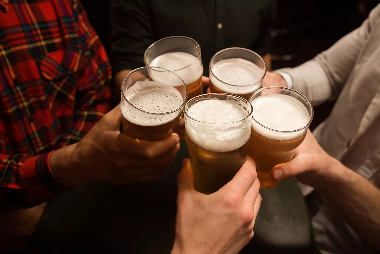 alkohola garagardoa cerveza freepik