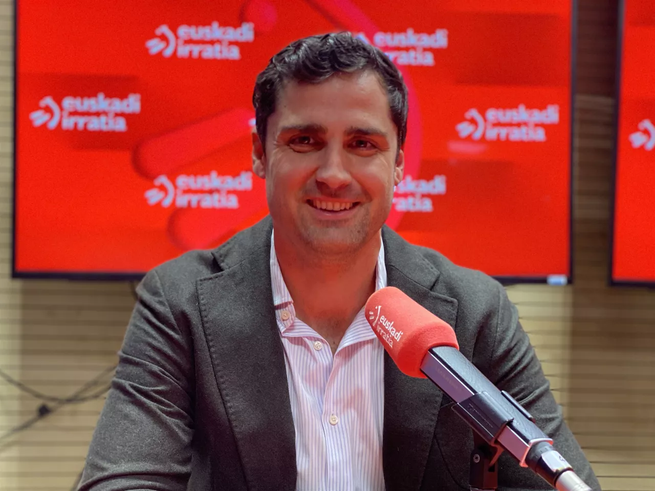 Mikel Lezama