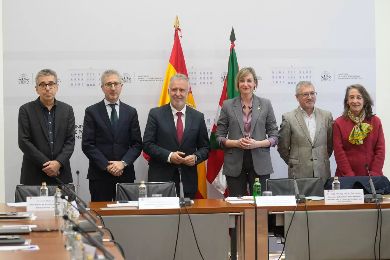 ubarretxena_torres_eskumenak efe