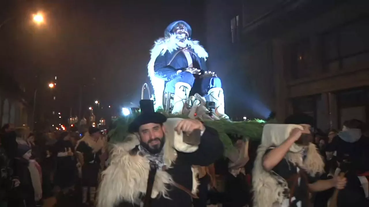 20241224193131_pamplona-olentzero_
