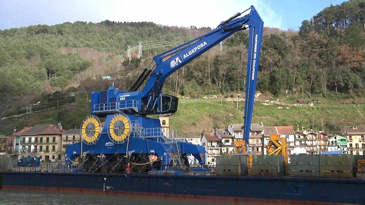 20241225163756_grua-garabia-pasaia_