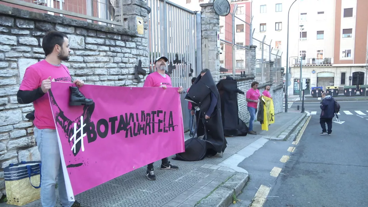 20241228134456_protesta-antimilitarista-bilbon_