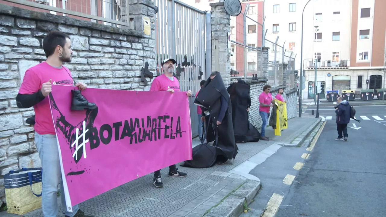 20241228140236_protesta-antimilitarista-bilbon_