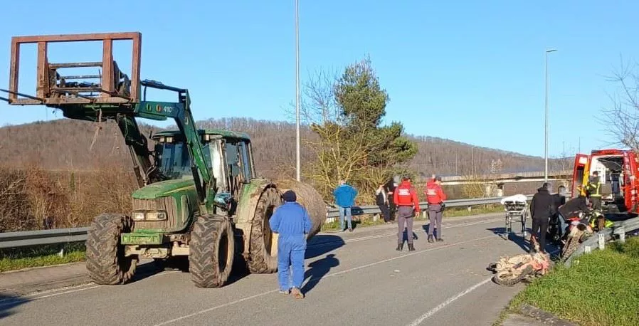 motoa traktorea istripua bakaiku 