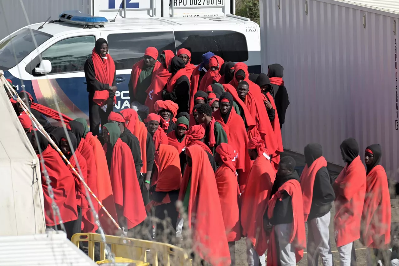 migratzaileak el hierro EFE