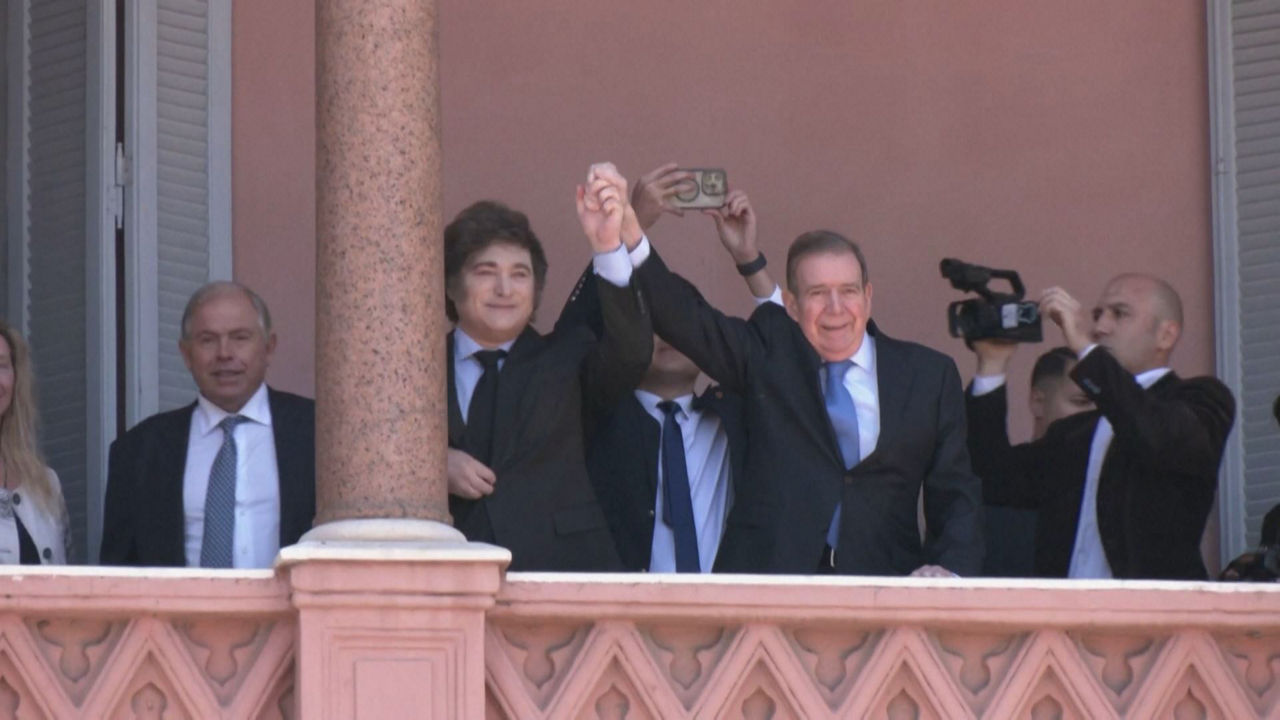 20250104212912_gonzalez-urrutia-en-argentina_