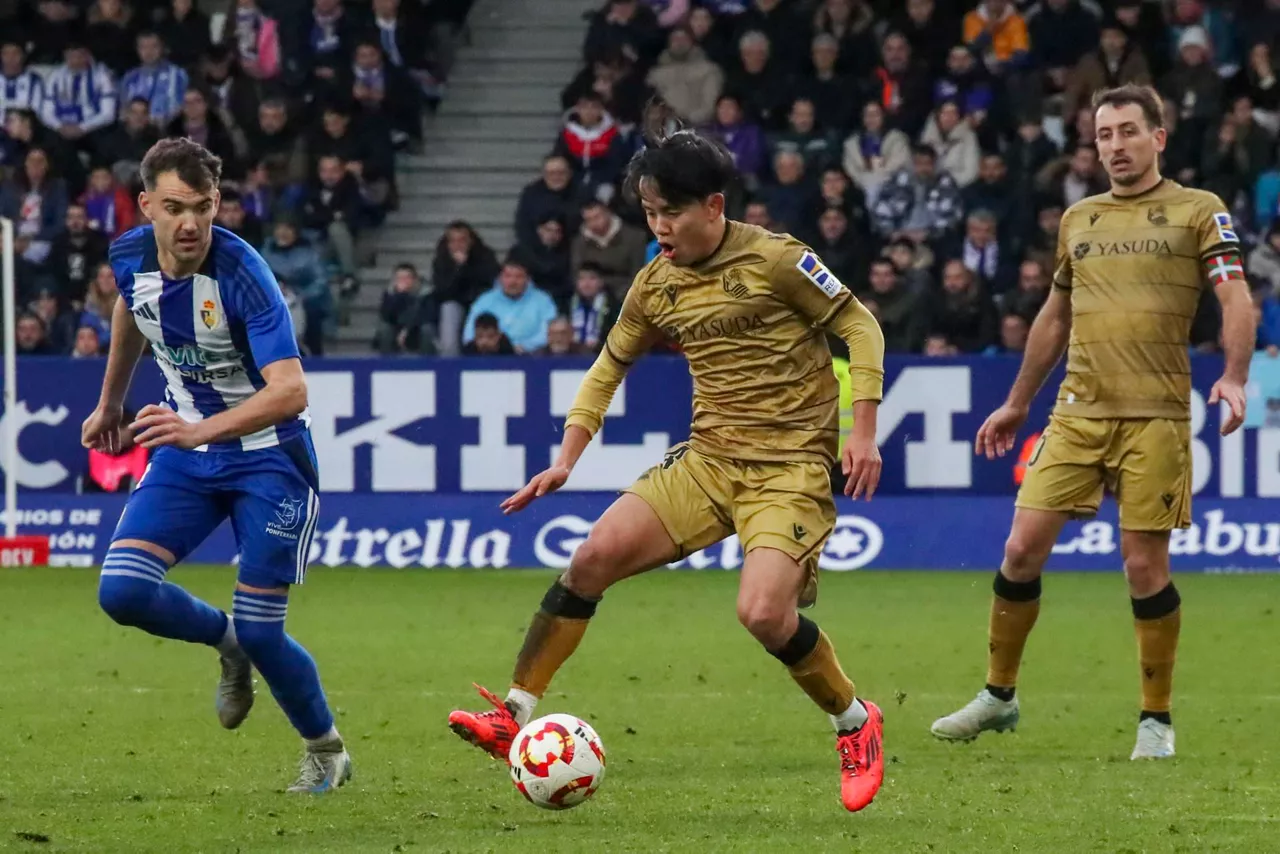 Take Kubo eta Mikel Oyarzabal Ponferradina - Reala