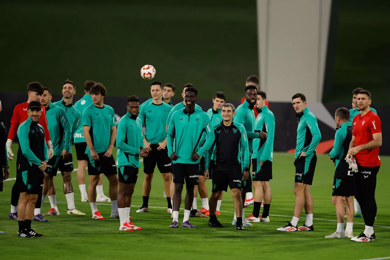 ATHLETIC_ENTRENAMENDUA_LAN_SAIOA_SUPERKOPA_2025_JIDDA_EFE