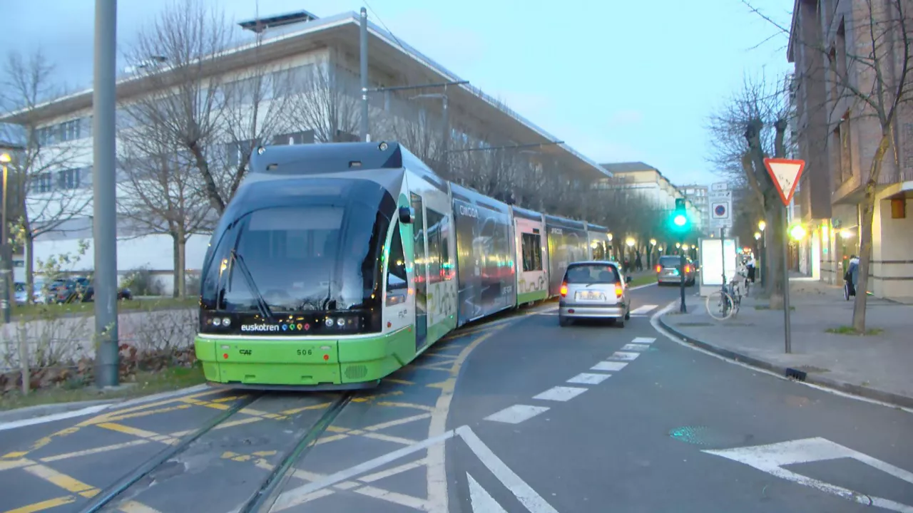 20250108185328_tranvia-vitoria-gasteiz_