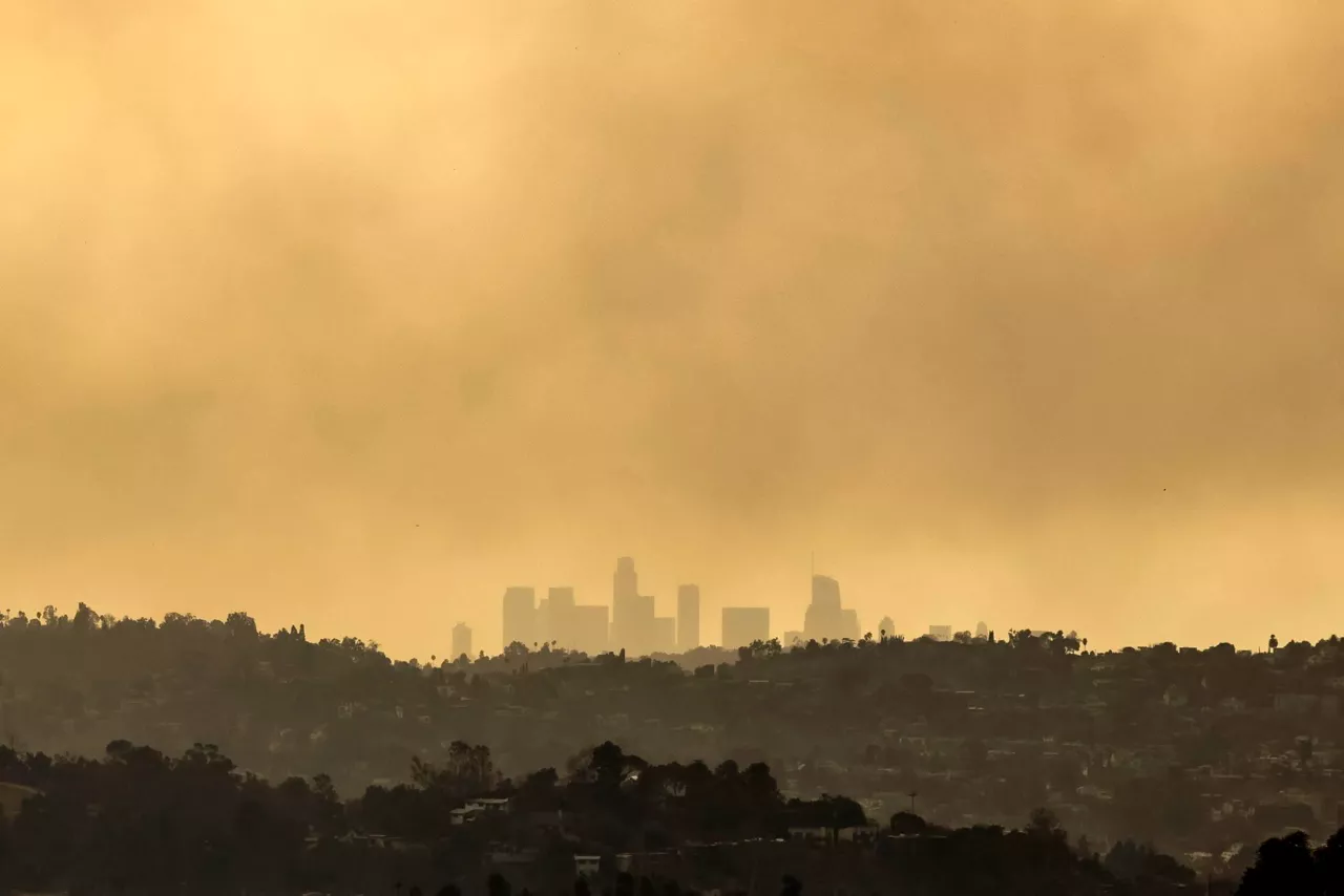 incendios-los-angeles-california-humo-efe